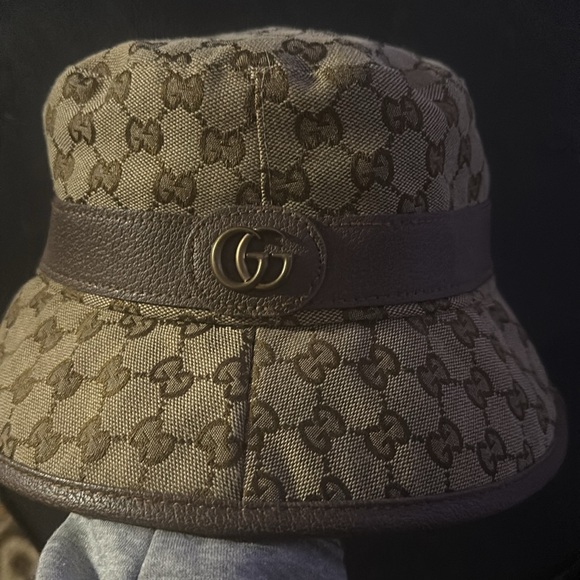 Gucci monogram, bucket hat made in Italy size 6 7/8 to 7 1/8 medium - Picture 4 of 5